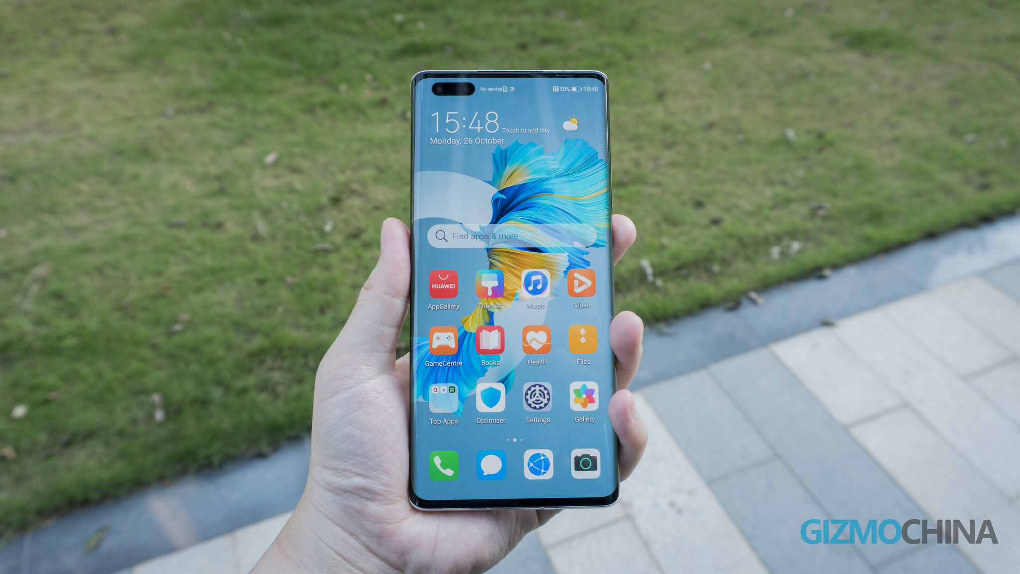 Huawei Mate 40 Pro EMUI 11'e sahip 
