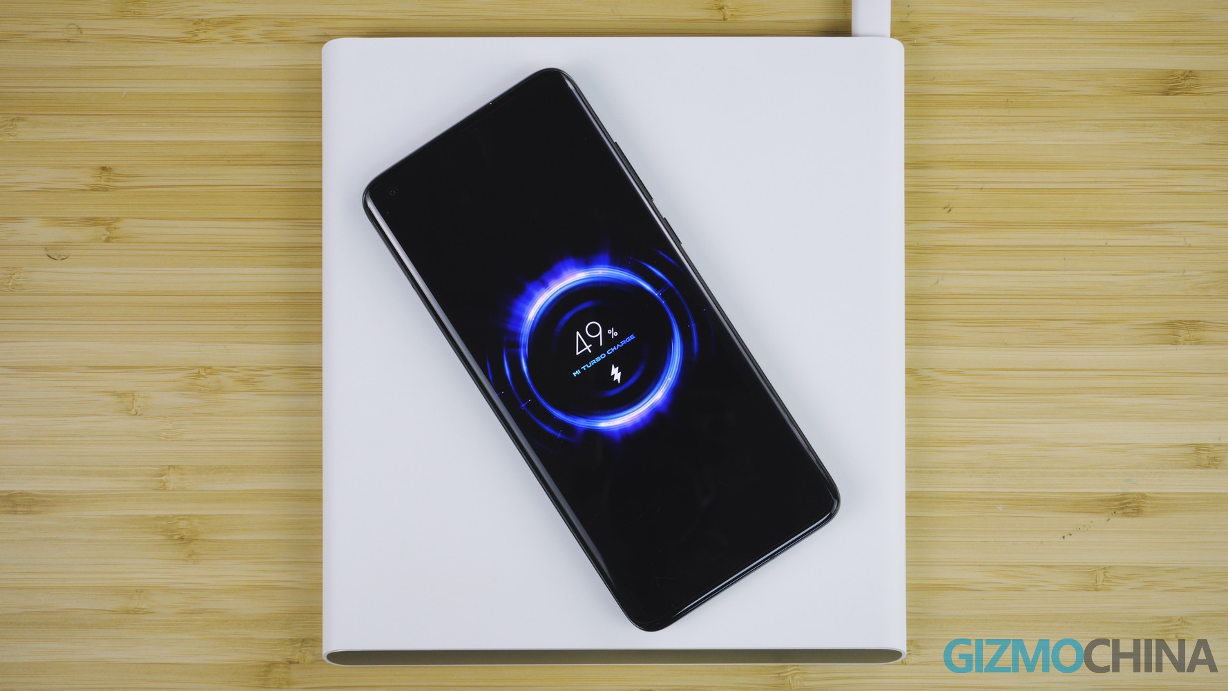 Xiaomi Smart Tracking Charging Pad Купить